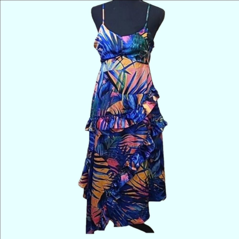 Romeo and Juliet Couture palm tree pattern dress. Ruffles. Sz. M.